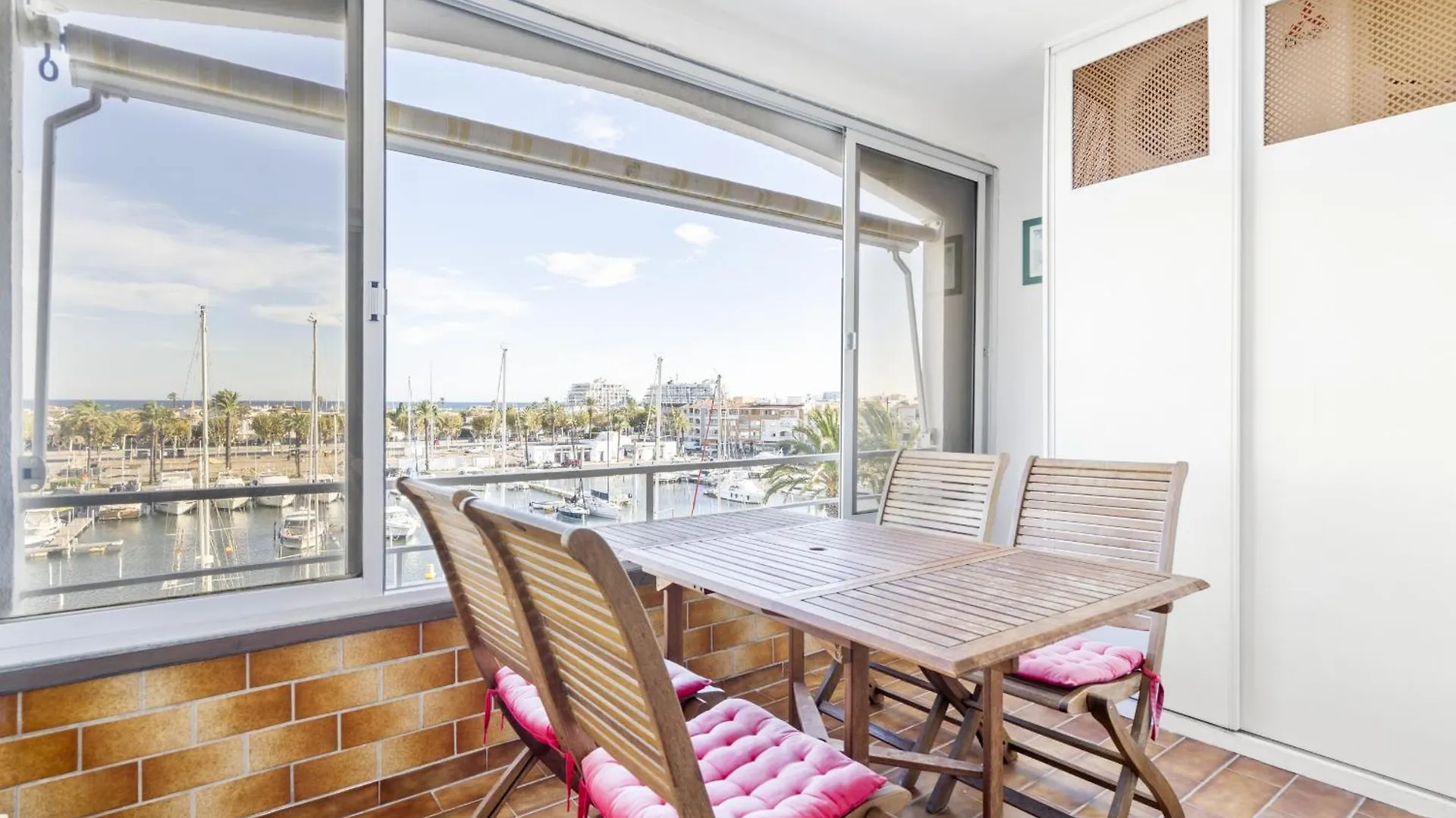Welcs Apartamento 227 Emp Con Vistas Al Canal 艾姆布里亚布拉瓦